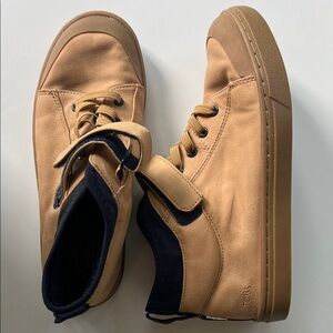 TOMS Camel and Dark Blue High-Top Sneakers - size 3 YOUTH